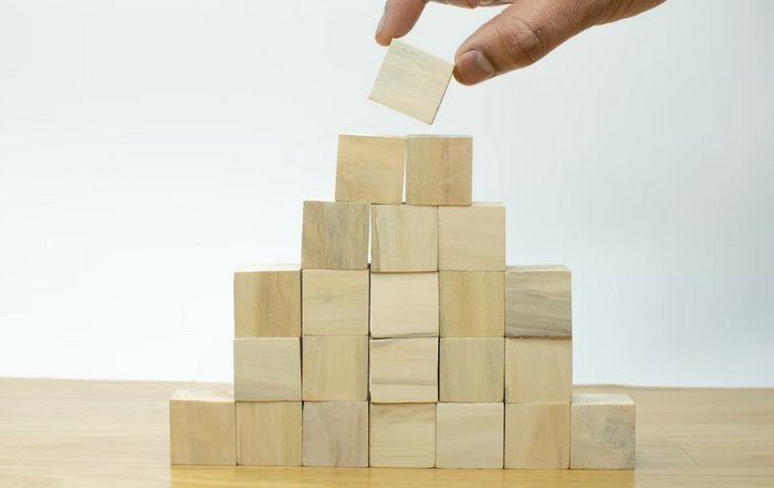 Article Image for Building an Algorithmic Approach with Clear Risk Rules