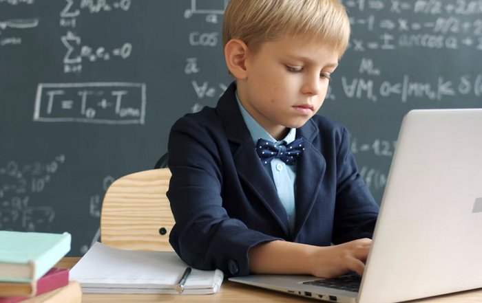 Article Image for How Education Systems Adapt to Digital Transformation