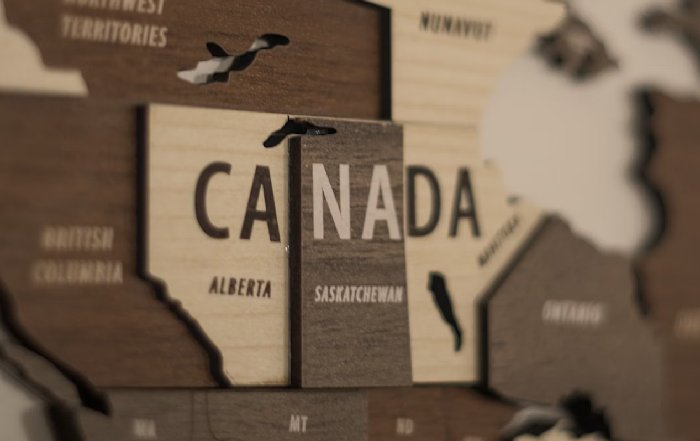 Article Image for The Future of Retail Banking in Canada and the US